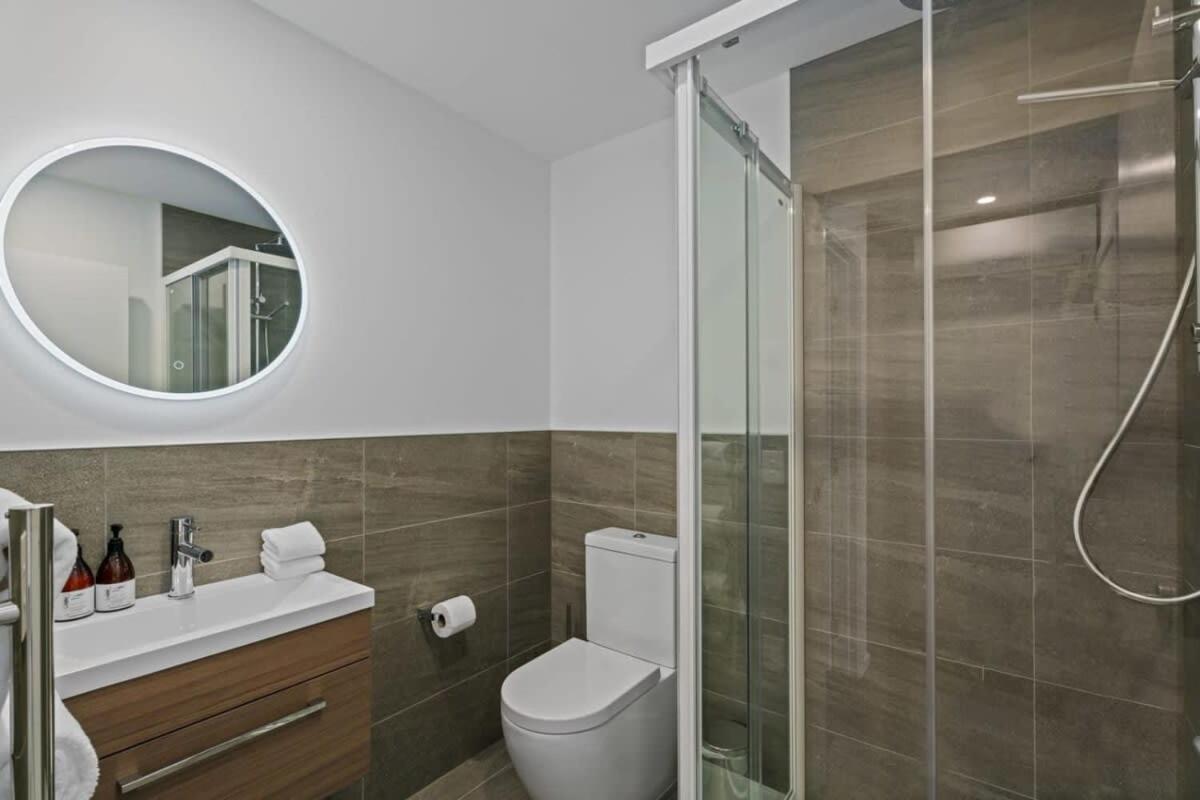 Alps And Lake Retreat Wanaka Albert Town Luaran gambar