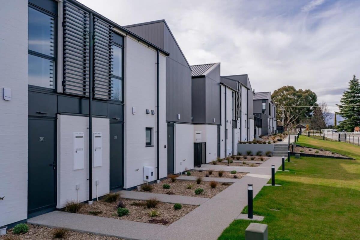 Alps And Lake Retreat Wanaka Albert Town Luaran gambar